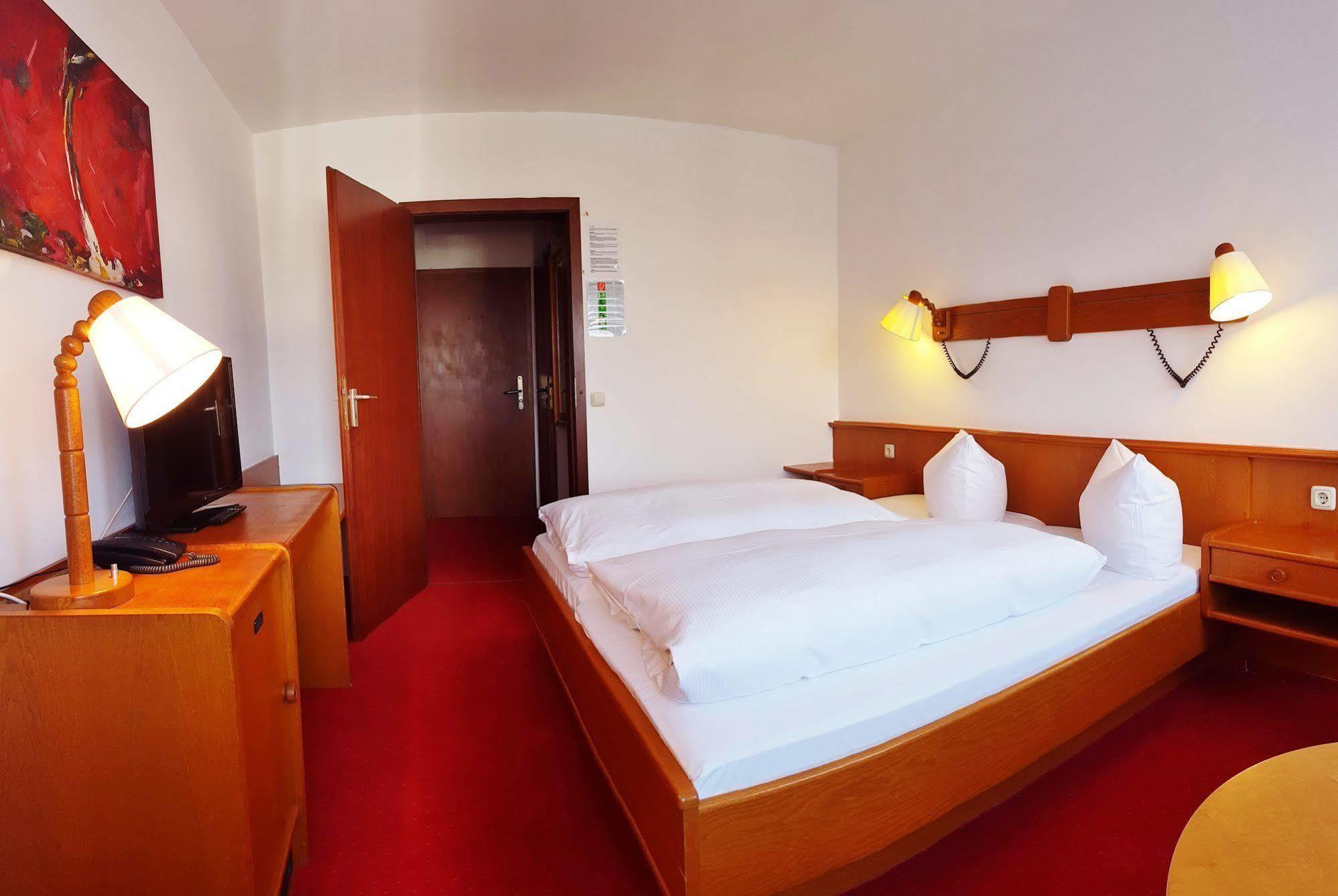 Hotel Rahlstedter Hof Hamburg Eksteriør bilde