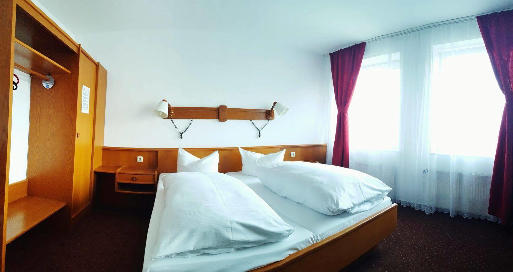 Hotel Rahlstedter Hof Hamburg Eksteriør bilde